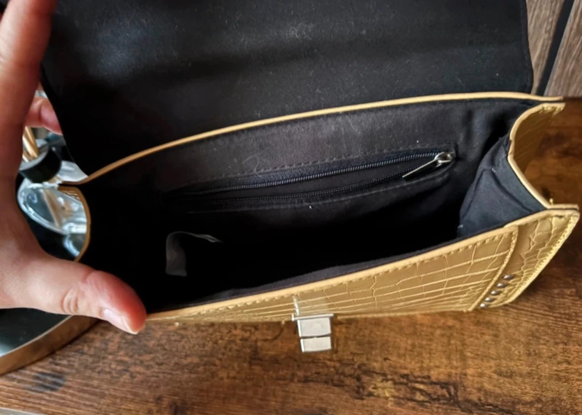 Bolsa transversal / Pasta efeito crocodilo amarelo ♀ Manoukian Studio – photo 4